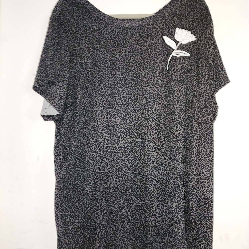 Tee